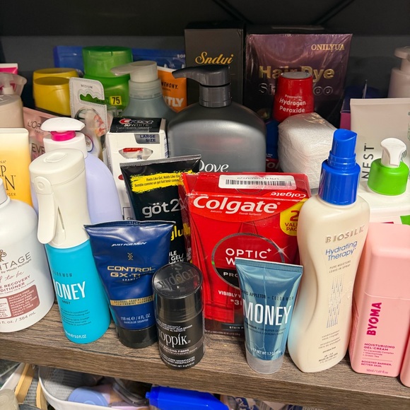 Tuesday Night NEW Pallet Health & Beauty 7:30 EST - Picture 10 of 14